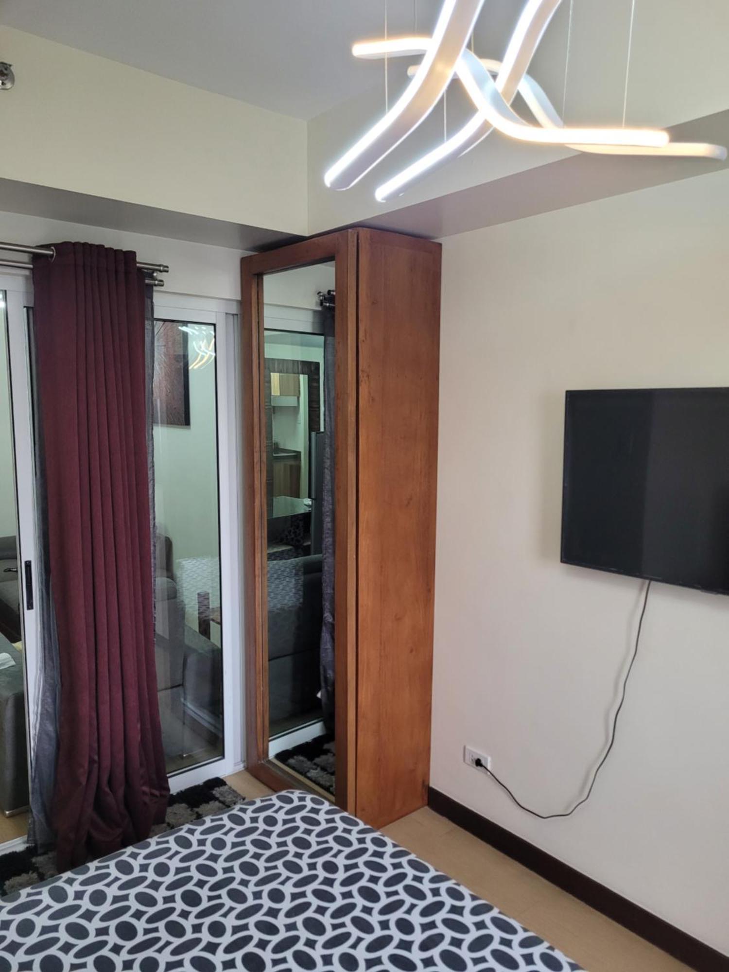 Juja'S Place Manila Exteriör bild